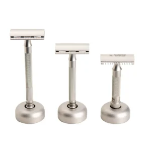 Merkur INOX Razor Stand 4011 In Use Perspective